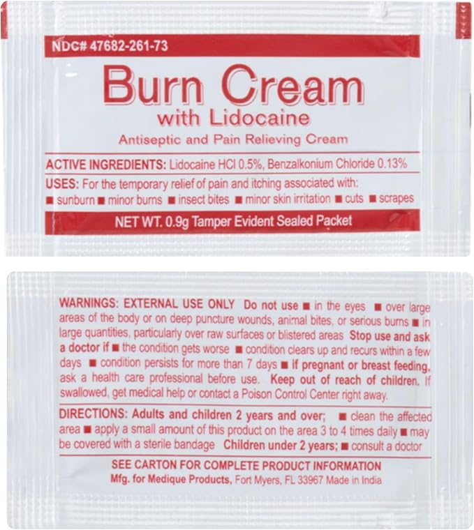 Pet Vet Medic Cat & Dog First Aid Kit - Dog Emergency Kit, Dog Health Supplies & Dog Wound Care -with Dog Thermometer, Dog Bandages for Wounds - Dog Essentials, Dog Travel Bag (Small)