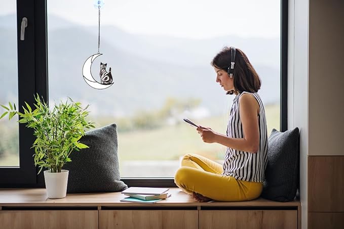 Handcrafted Stained Glass Tabby Cat Memorial Suncatcher - American Shorthair Keepsake, Memorial Gift for Cat Lovers