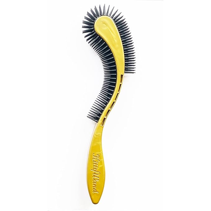 (Gold) Cat Brush is Designed for Comfort, Created for Results. This innovative grooming brush features multi contoured shapes that gently adapt to your cats body for a stress free grooming.