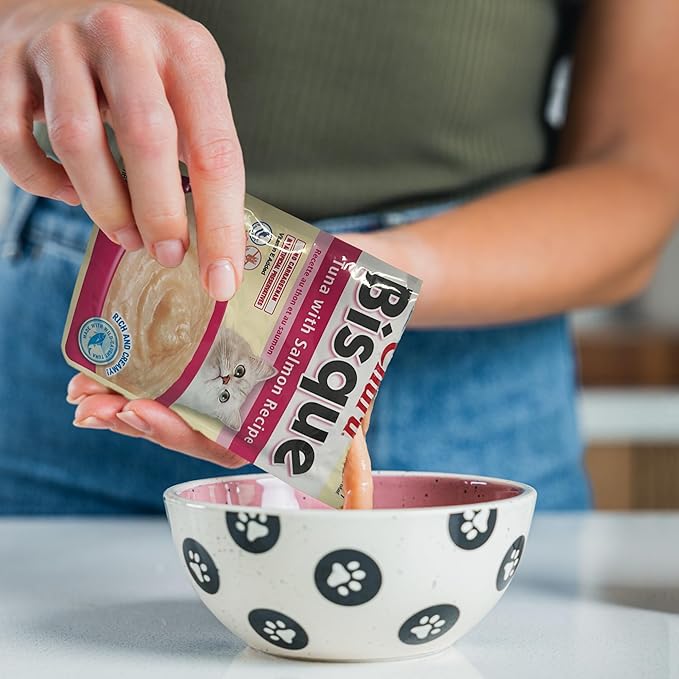 INABA Churu Bisque for Cats, Creamy Lickable Purée Side Dish with Vitamin E, 1.4 Ounces per Pouch, 12 Pouches, Chicken Recipe