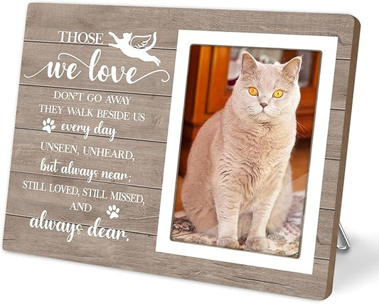 Cat Picture Frame, Cat Memorial Wooden Photo Frame, Pet Remembrance Gift, Sympathy Gift for Pet Owner, Cat Memorial Gifts for Loss of Cat, The Best Angels Have Wings and Whiskers
