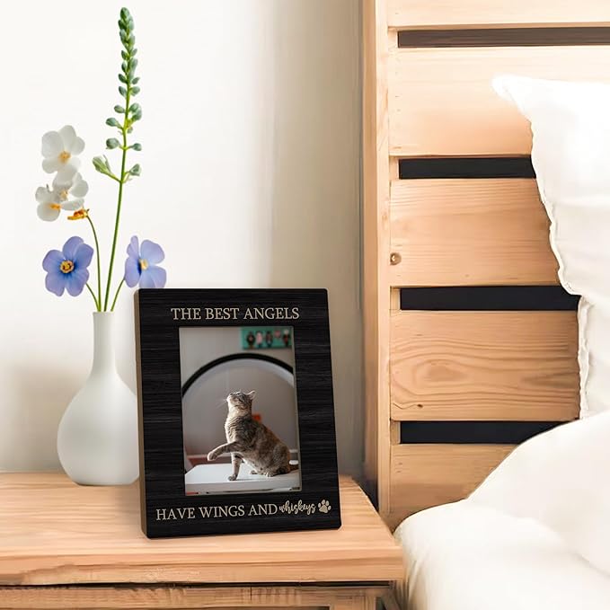 Cat Memorial Gifts Picture Frame 5x7, Black Pet Memorial Photo Frame, Cat Memorial Gifts for Loss of Cat, The Best Angels Have Wings Wooden Picture Photo Frames for Desk Home Room Decor