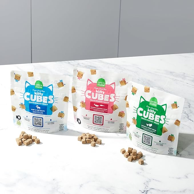 Open Farm, Kitty Cubes, Freeze Dried Raw Cat Treats, Grain-Free, High-Protein Cat Treat with Probiotics, Omega Fatty Acids & Superfoods, Salmon & Mackerel Recipe, 1.5oz Bag