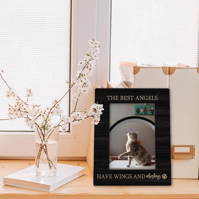 Cat Memorial Gifts Picture Frame 5x7, Black Pet Memorial Photo Frame, Cat Memorial Gifts for Loss of Cat, The Best Angels Have Wings Wooden Picture Photo Frames for Desk Home Room Decor