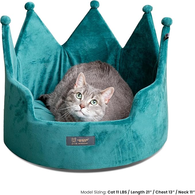 NANDOG Pet Gear Crown Cozy Round Dog & Cat Bed Collection Washable Indoor Pet Bed for Small Breeds-Soft Bed Fits in Crate or Kennel-Made of Ultra Soft Micro-Plush Material (Royal Teal Green Prive 18")