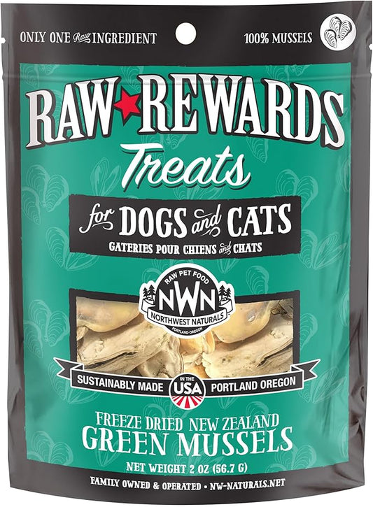 Northwest Naturals Raw Rewards Freeze-Dried Green Lipped Mussel Treats for Dogs and Cats - Bite Sized Pieces - Grain Free - 1 Ingredient - Healthy - Human Grade - All Natural - USA Made - 2 Oz
