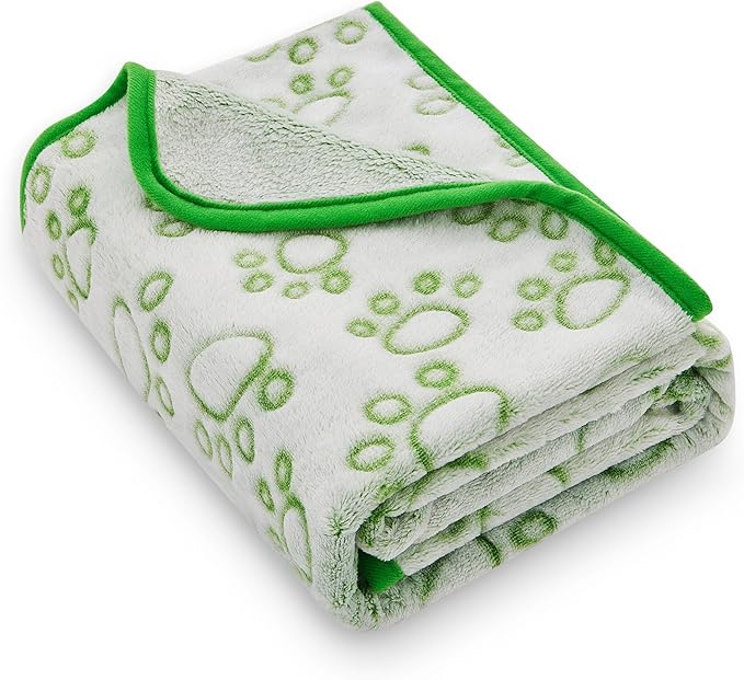 Green Soft Puppy Blanket, with Flannel Green Cute Paw Print, 24 * 32 inches, Cat Blanket Puppy Pads Supplies Dog Products Stuff Essentials