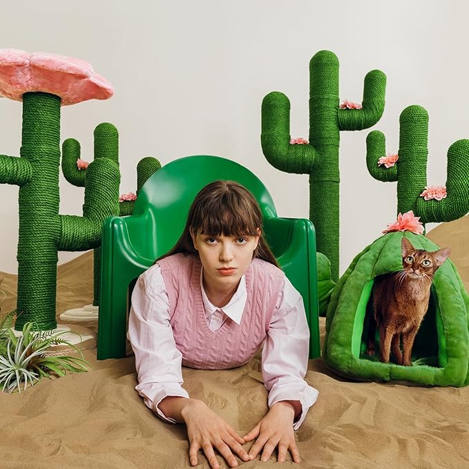 VETRESKA Cat Scratchers for Indoor Cats Cactus Cat Scratch Post Sisal Rope , 31.5'' Tall Green Vertical Cactus Cat Tree Scratching Posts Protect Furniture