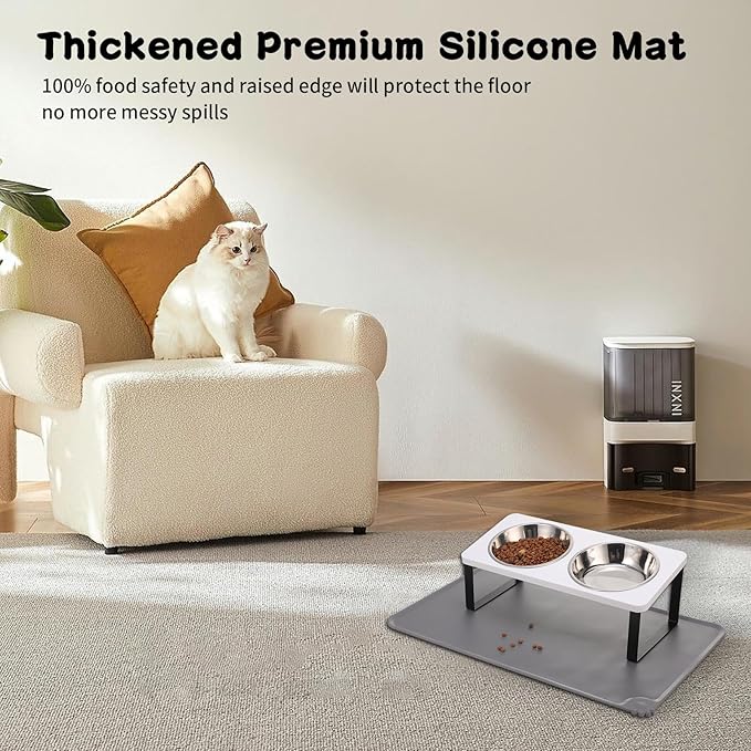 Upgraded Elevated Cat Bowls with Food Mat,15°Tilted Stand Anti Vomiting Raised Cat Dishes for Food and Water,2 Stainless Steel Bowls for Cats and Puppy（White）