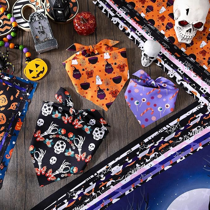 100 Pcs Halloween Dog Bandanas Bulk 3 Sizes Dog Washable Bandana Adjustable Washable Pumpkin Scarf for Halloween Holiday Small Medium Large Pet Supplies