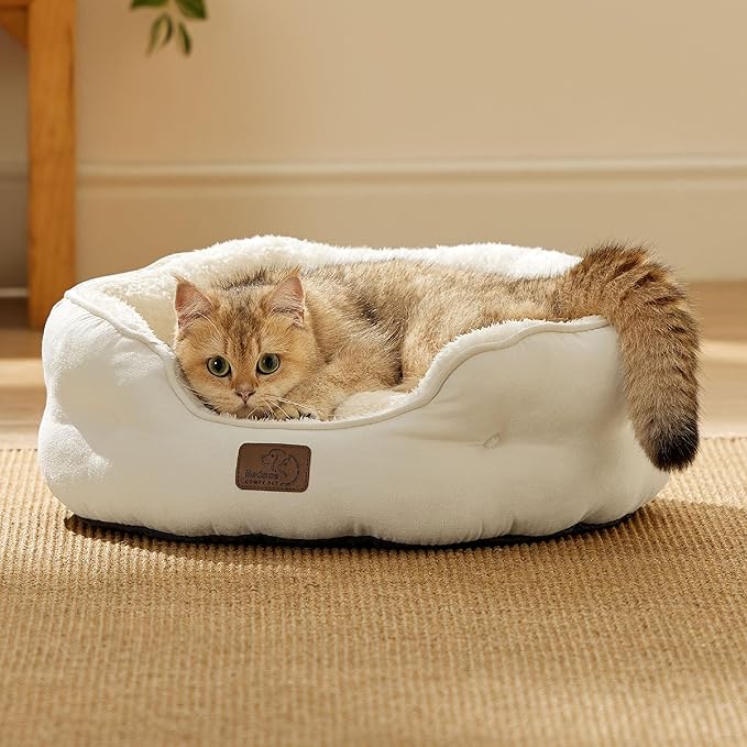 Bedsure Dog Beds for Small Dogs - Round Cat Beds for Indoor Cats, Washable Pet Bed for Puppy and Kitten with Slip-Resistant Bottom, 20 Inche, White