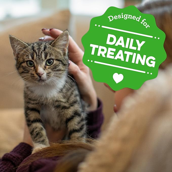 Greenies Feline Smartbites Healthy Kitten Treats, Crunchy and Soft Natural Cat Treats, Chicken Flavor, 16 oz Tub